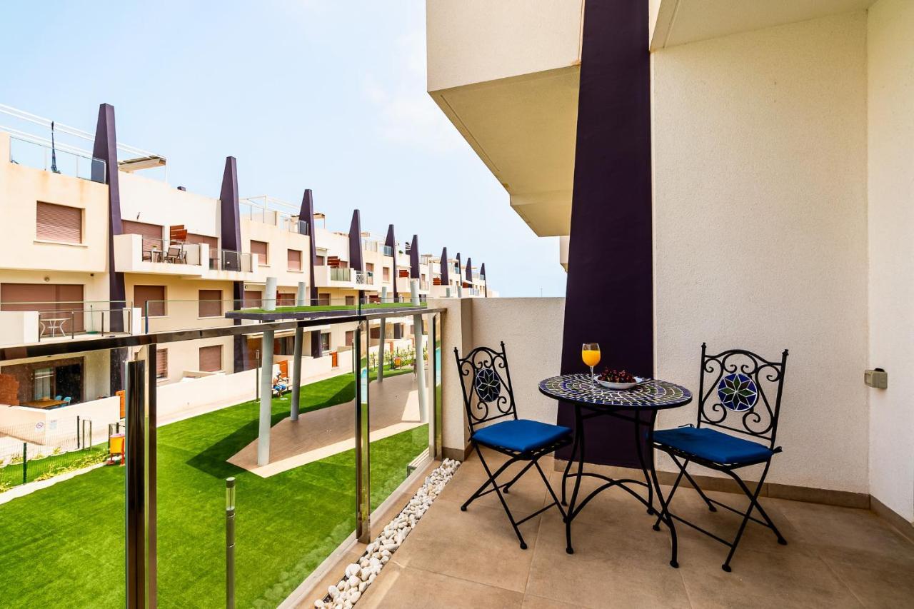 Cozy Apartments Near The Beach Torre de la Horadada Exterior photo